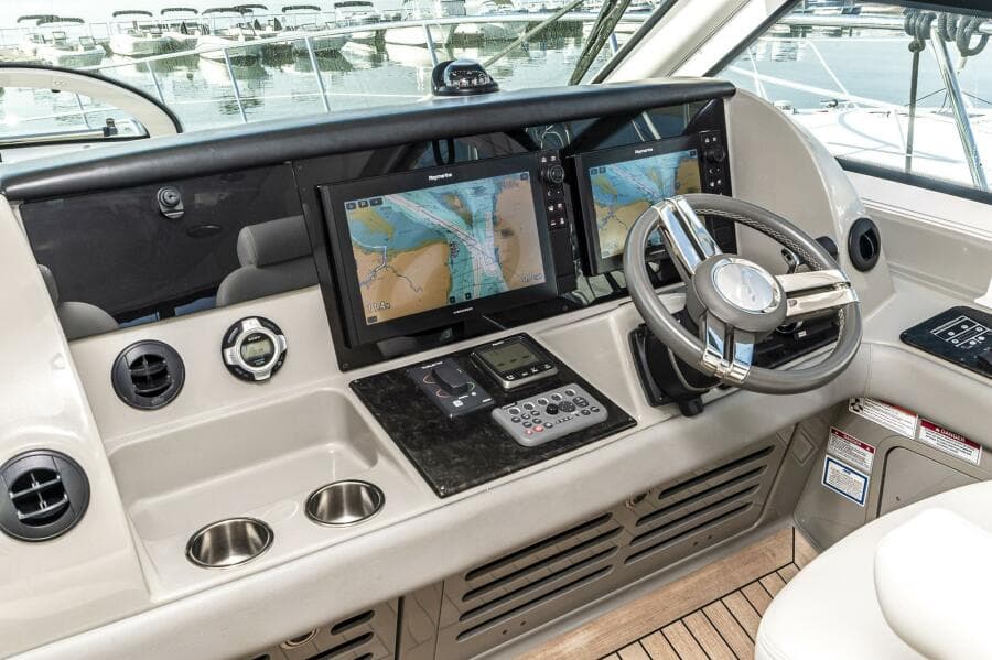 2011 Sea Ray 580 Sundancer