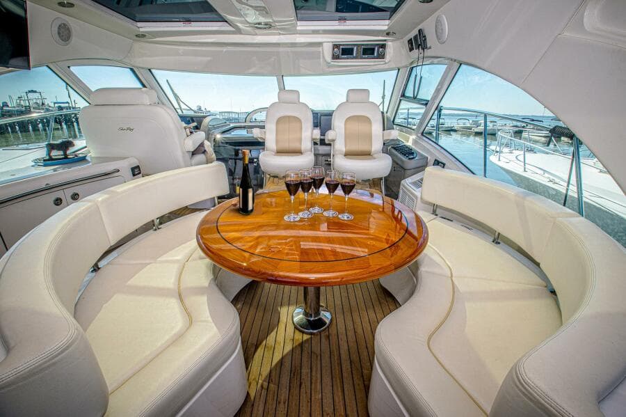 2011 Sea Ray 580 Sundancer