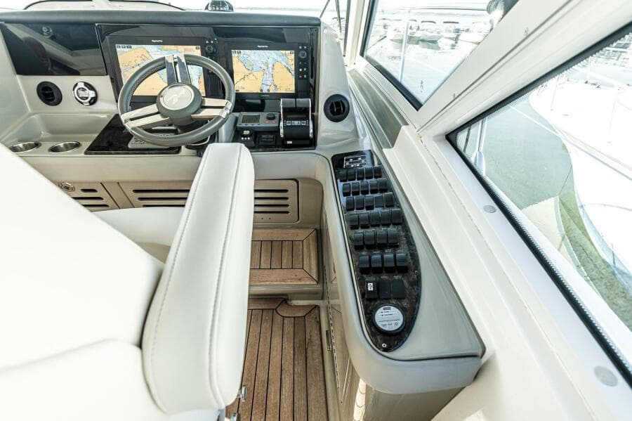 2011 Sea Ray 580 Sundancer