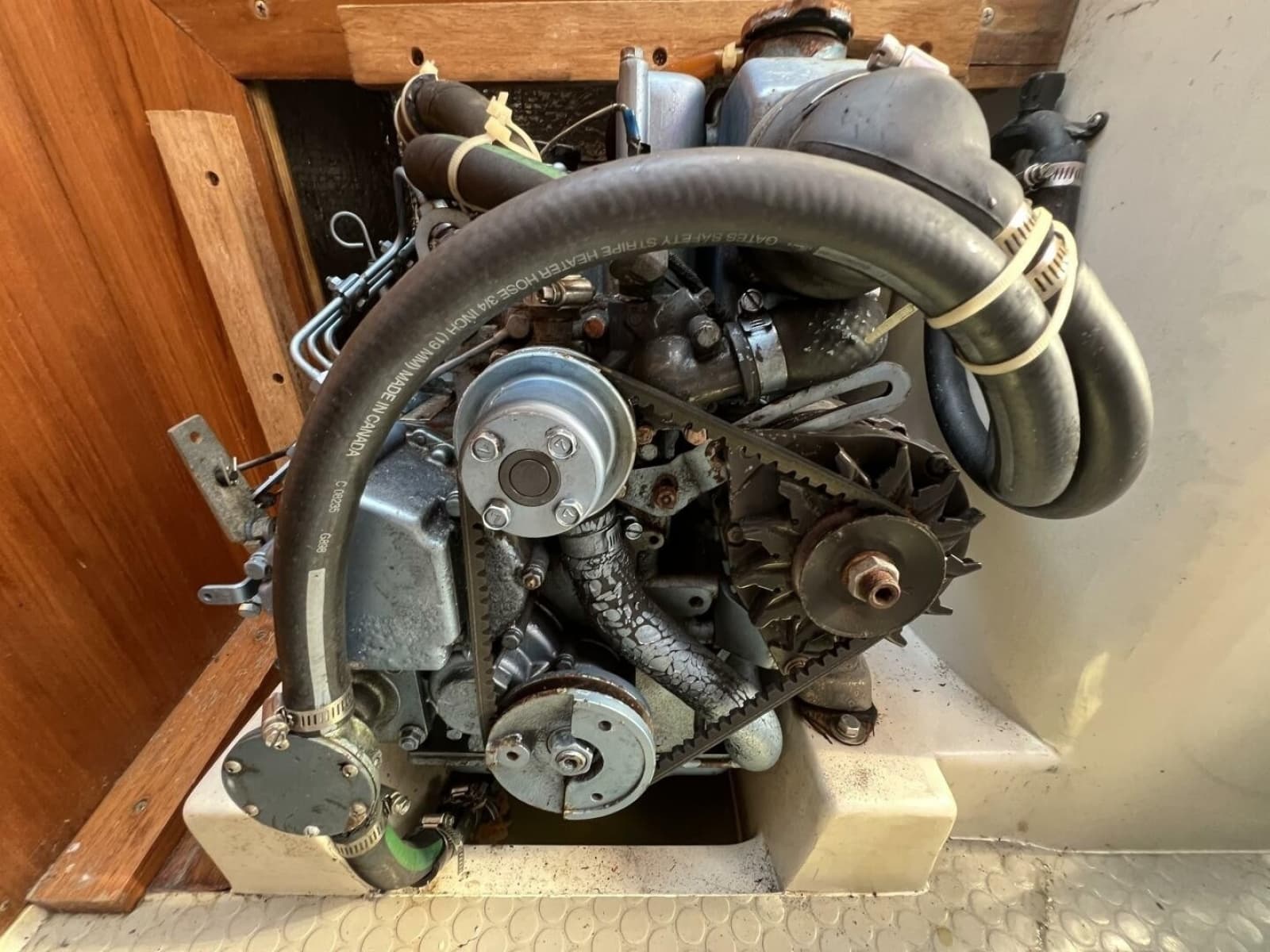 1994 Catalina 320 - Photo 54