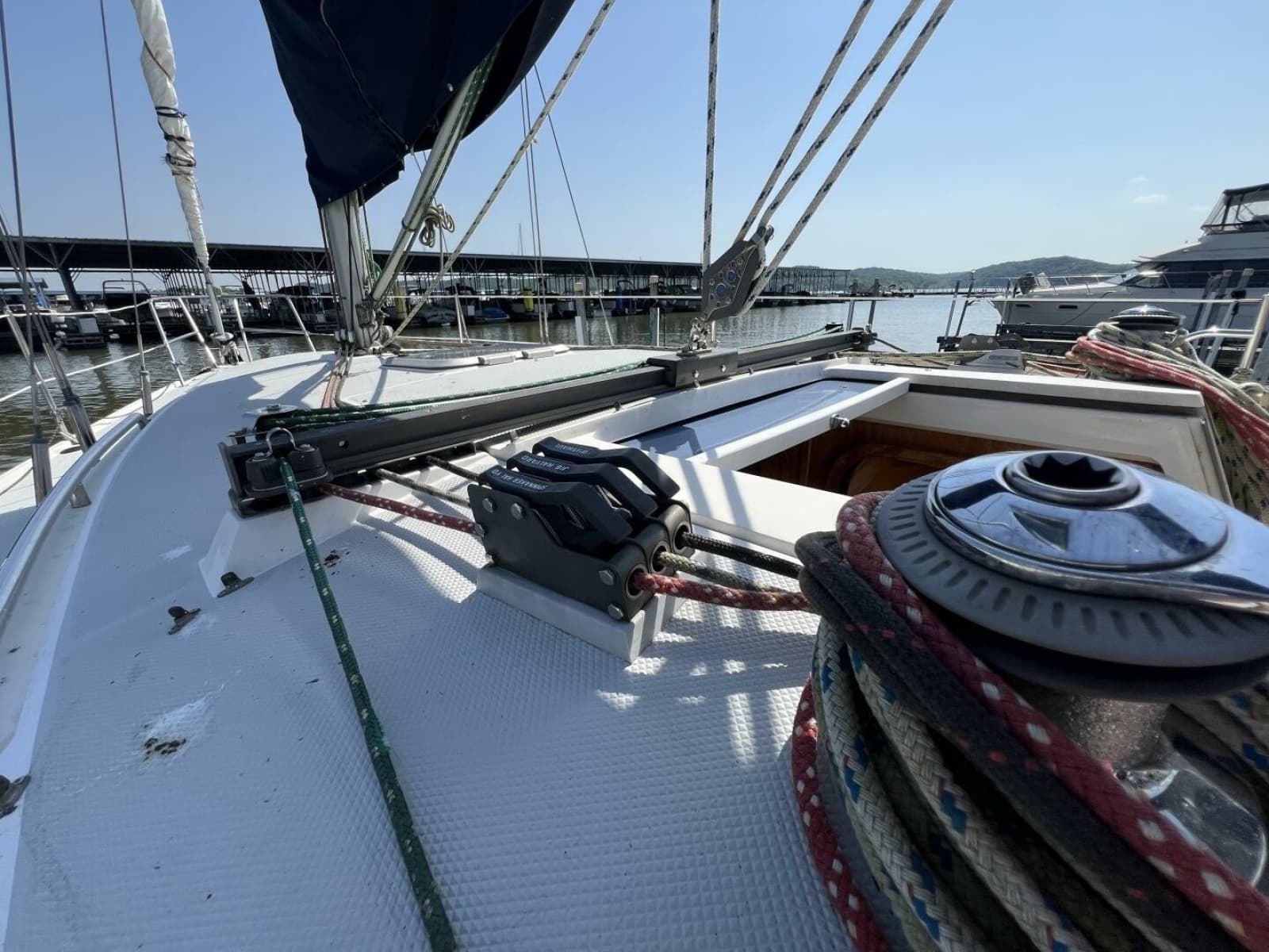 1994 Catalina 320 - Photo 22