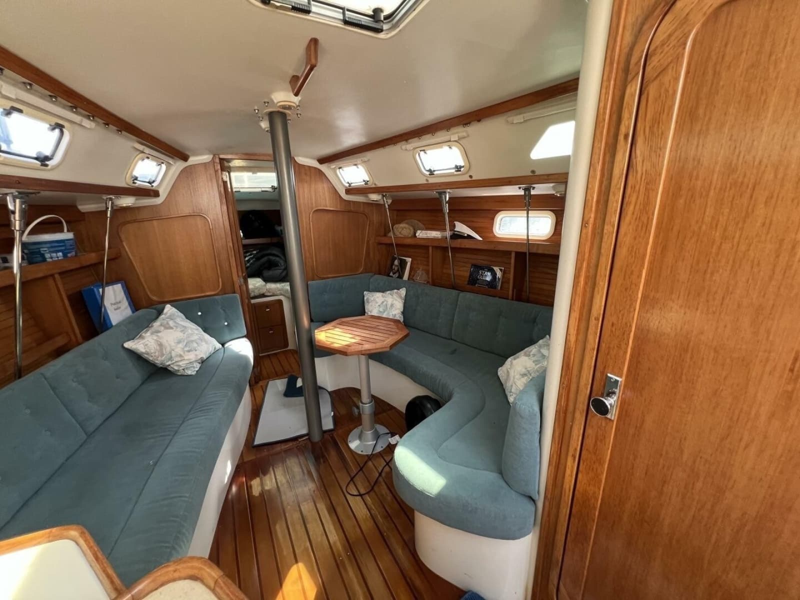 1994 Catalina 320 - Photo 29