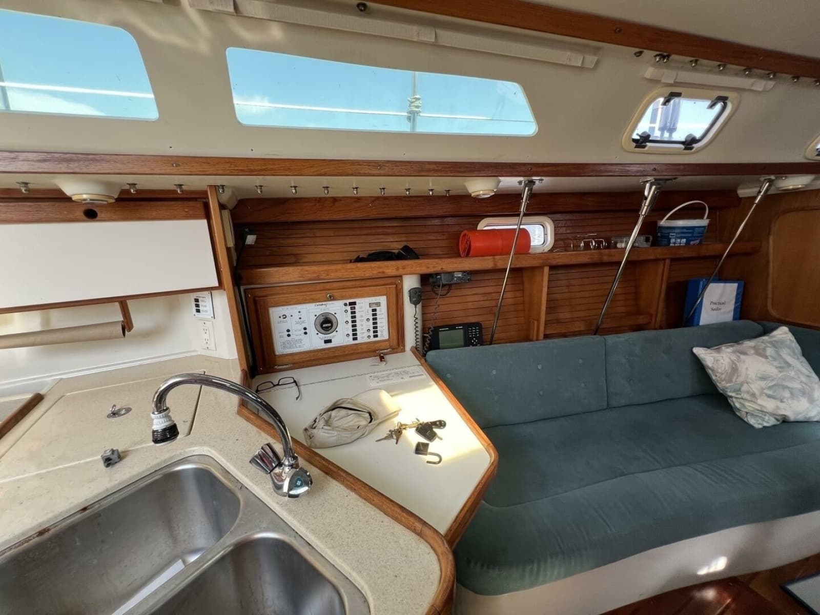 1994 Catalina 320 - Photo 30
