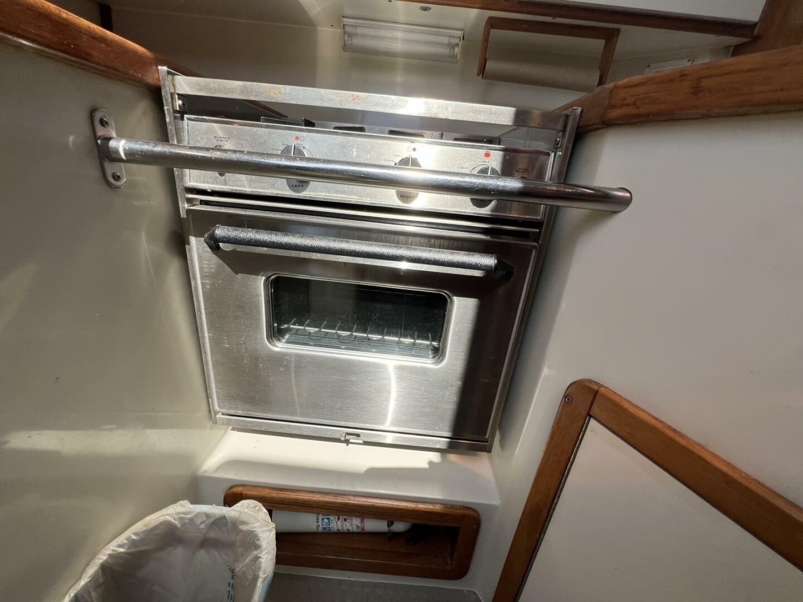 1994 Catalina 320 - Photo 38