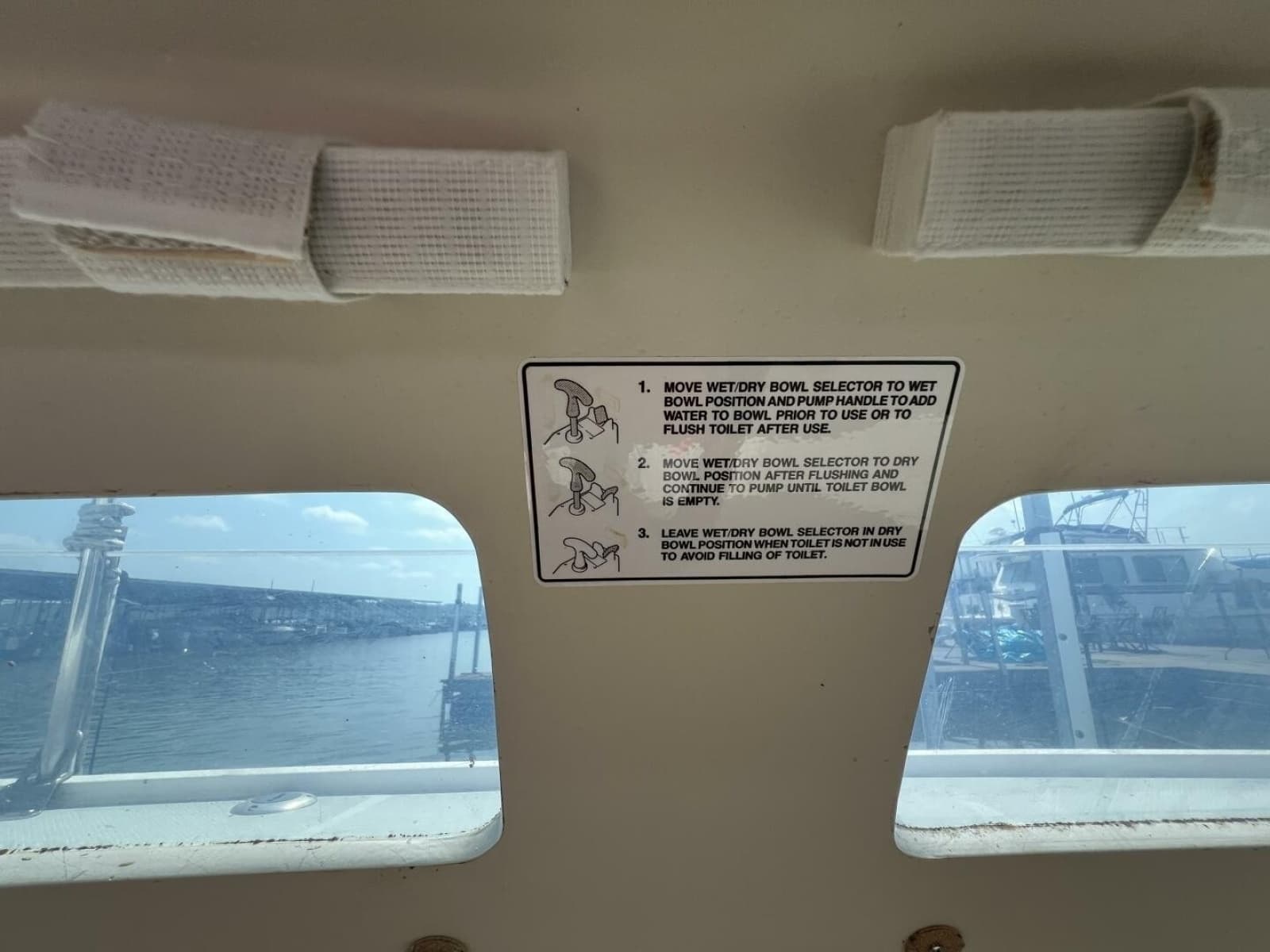 1994 Catalina 320 - Photo 68