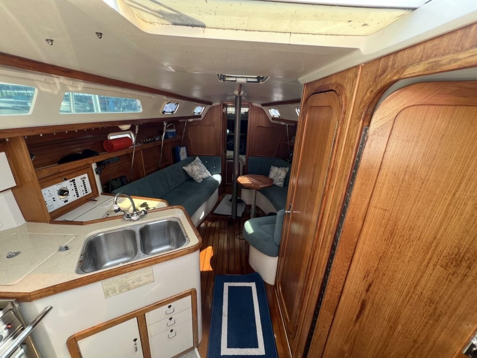 1994 Catalina 320 - Photo 25