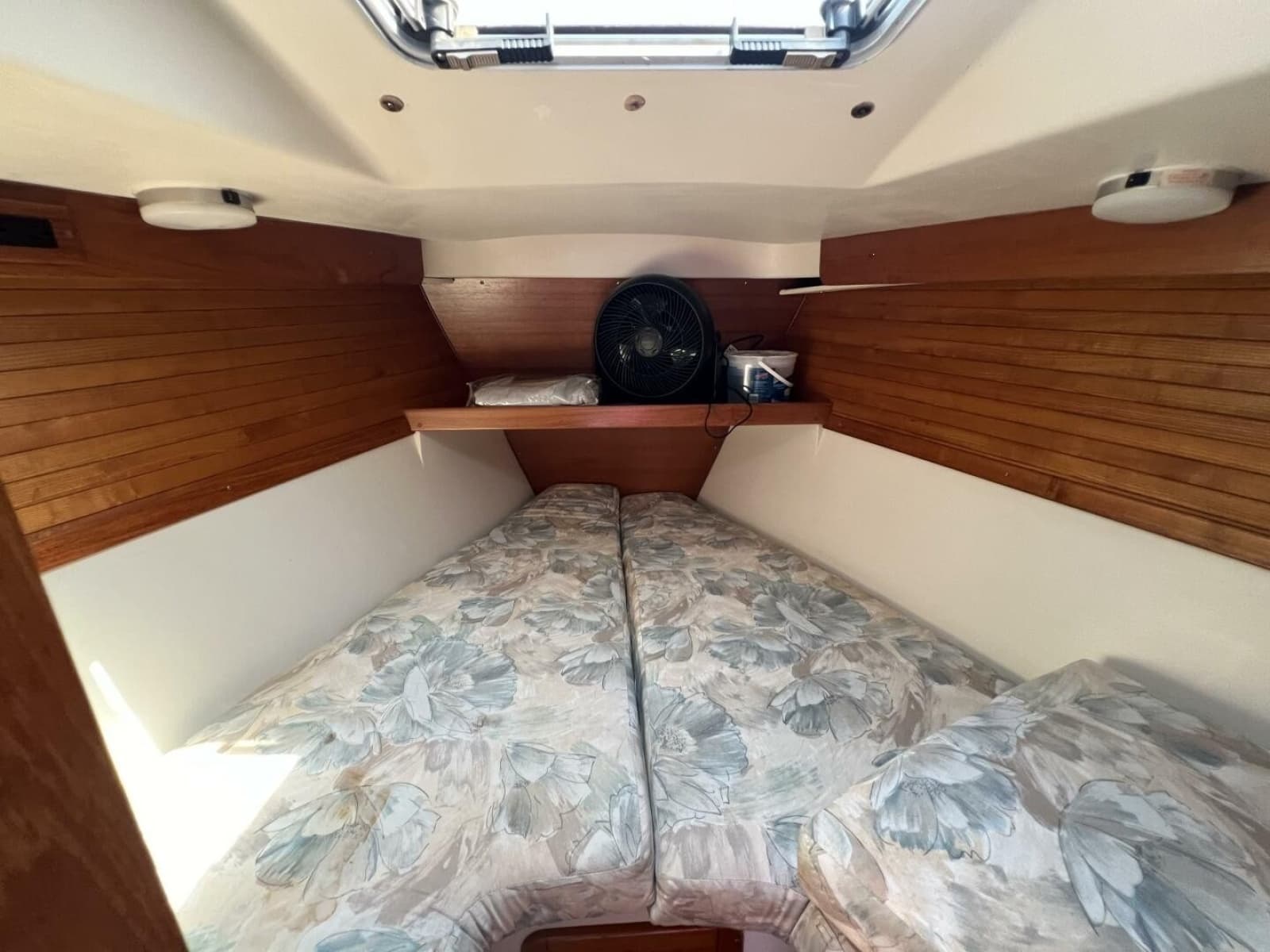 1994 Catalina 320 - Photo 45