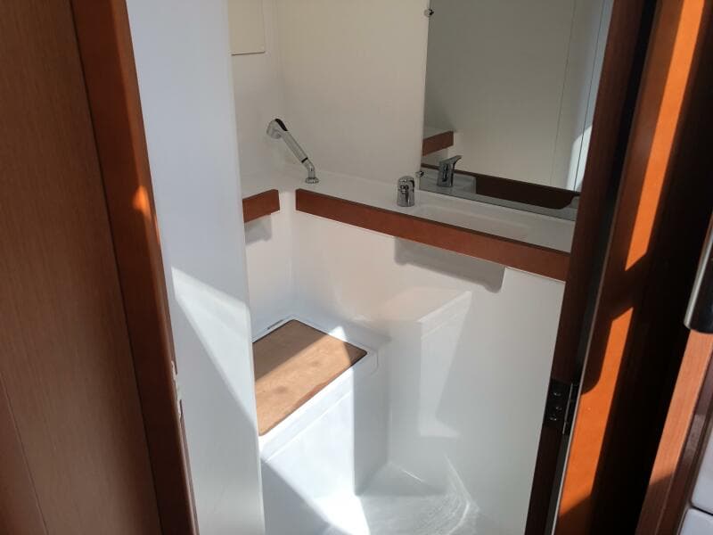 2017 Beneteau Oceanis 38 Weekender