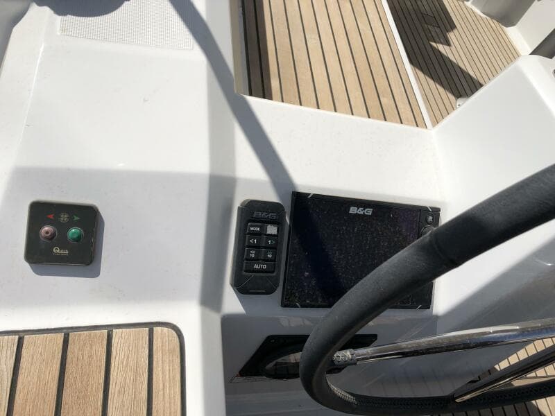 2017 Beneteau Oceanis 38 Weekender