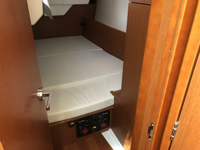 2017 Beneteau Oceanis 38 Weekender