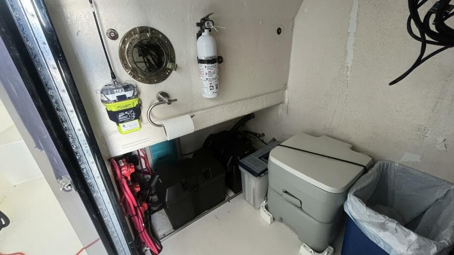 1990 Ocean Master 31