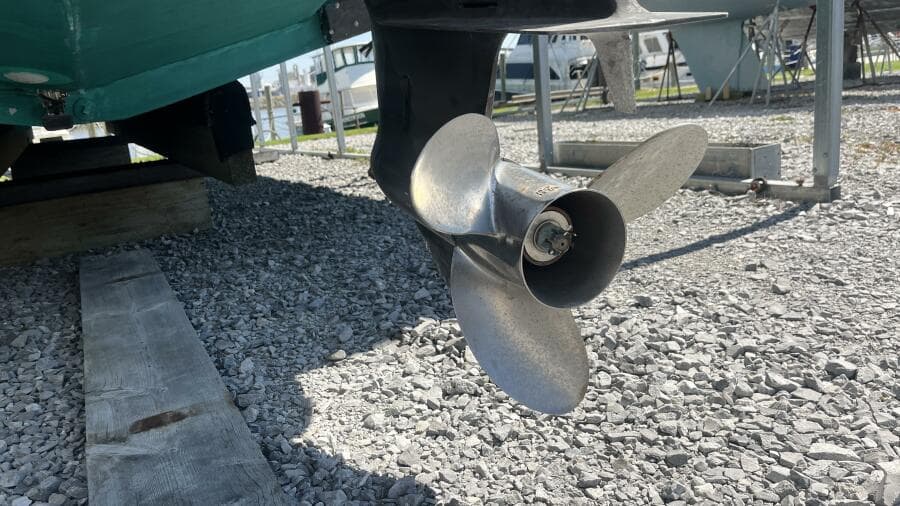 1990 Ocean Master 31