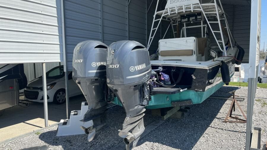 1990 Ocean Master 31