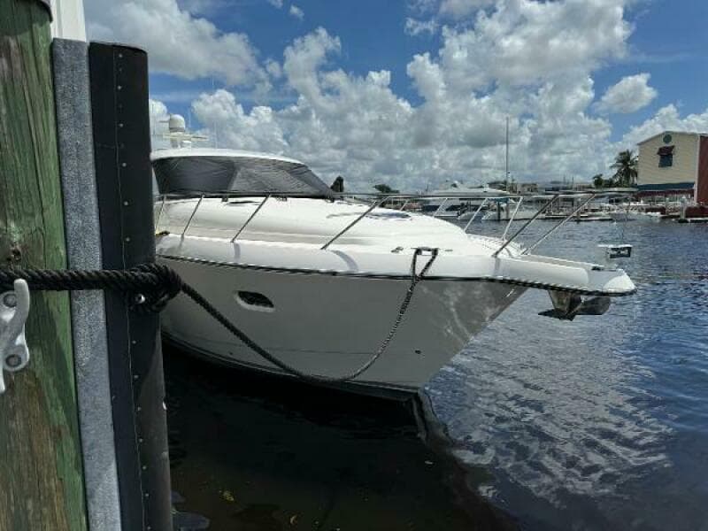 2010 Tiara Yachts 5800 Sovran