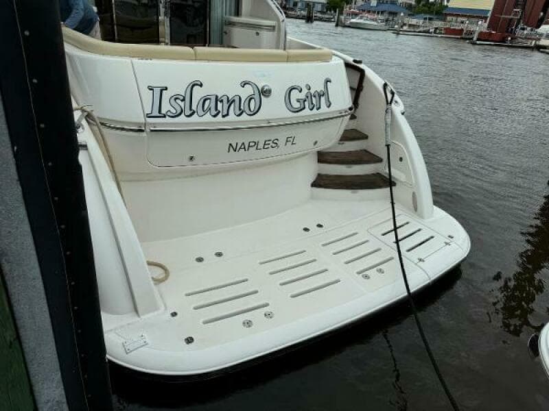 2010 Tiara Yachts 5800 Sovran