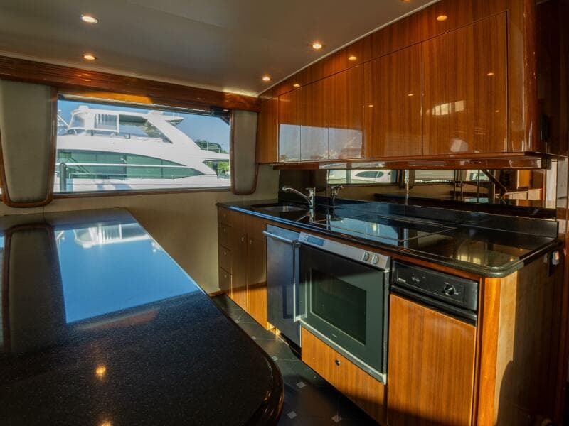 2005 Viking 74 Enclosed Bridge