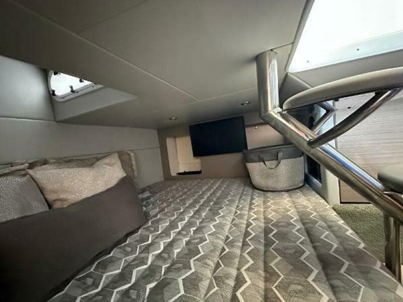 2020 Formula 350 Crossover Bowrider