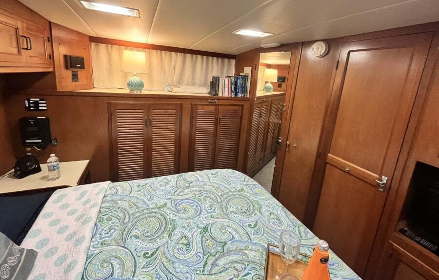 1987 Symbol 44 Sun Deck MK II