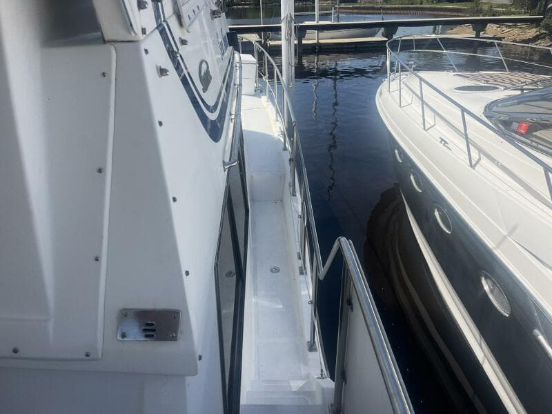 1987 Symbol 44 Sun Deck MK II