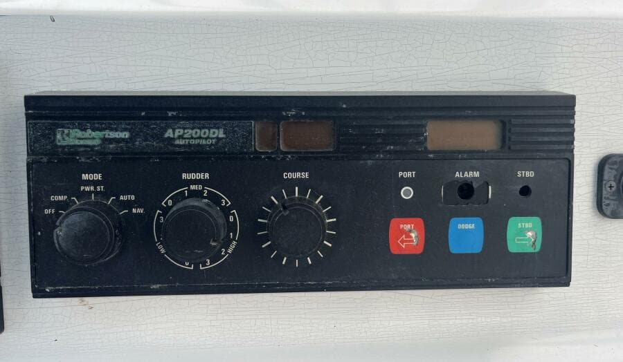 1987 Symbol 44 Sun Deck MK II