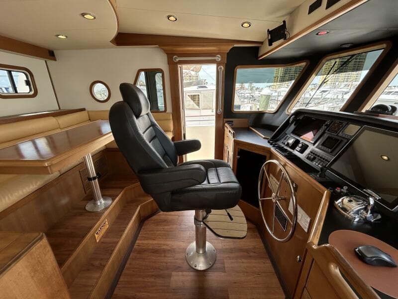 45' Northwest pilothouse port