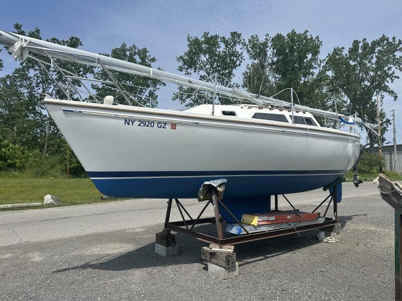 1990 Catalina Capri 26 Wing Keel