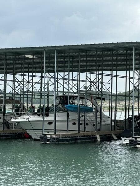 2007 Regal 4460 Commodore