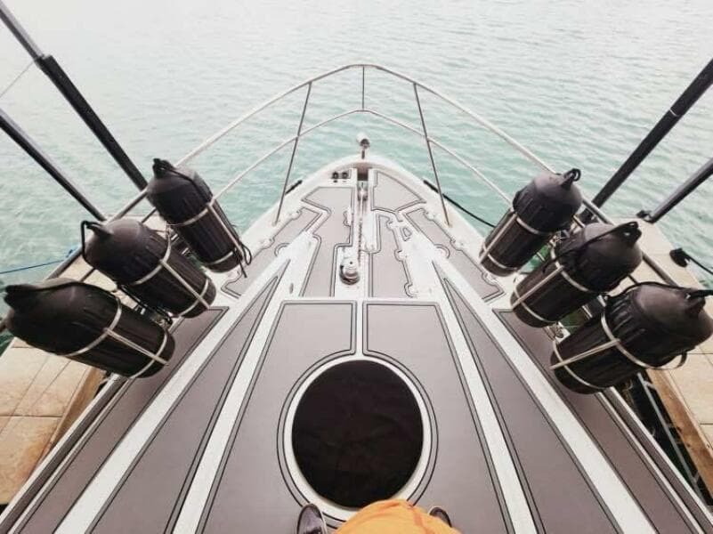 2007 Regal 4460 Commodore