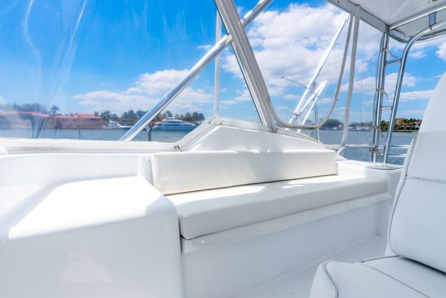 2005 Hatteras 50 Convertible