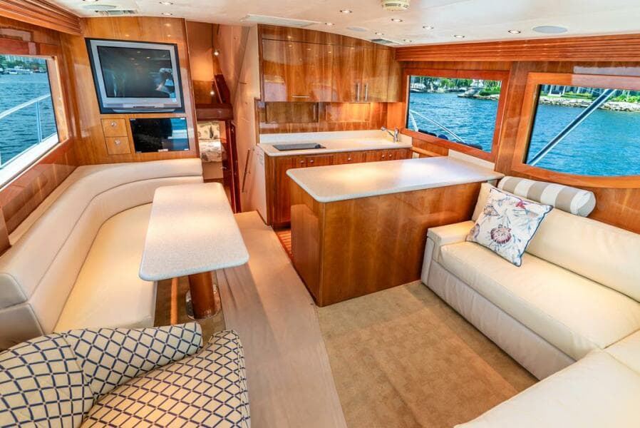 2005 Hatteras 50 Convertible