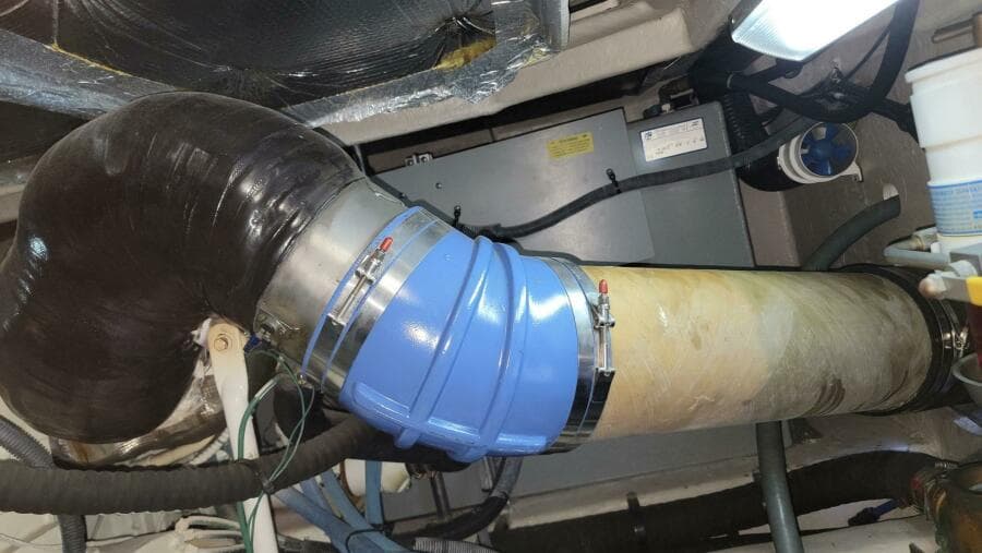 2004 Sea Ray 480 Sedan Bridge