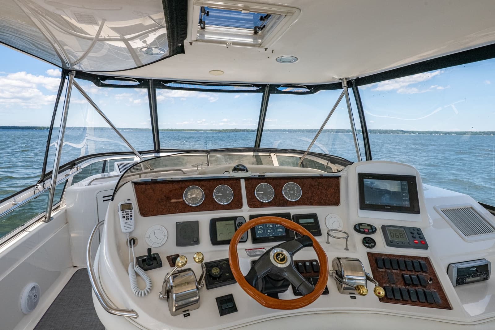 2004 Sea Ray 480 Sedan Bridge - Photo 43