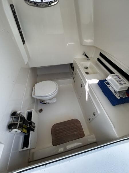 2017 33 Boston Whaler 330 Outrage Head Compartment (2)