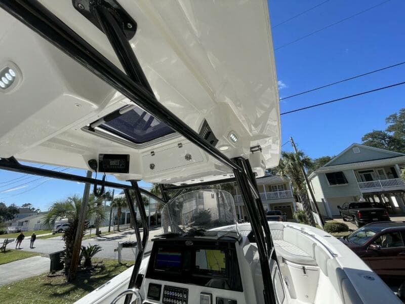 2024 Sea Fox 288 Commander