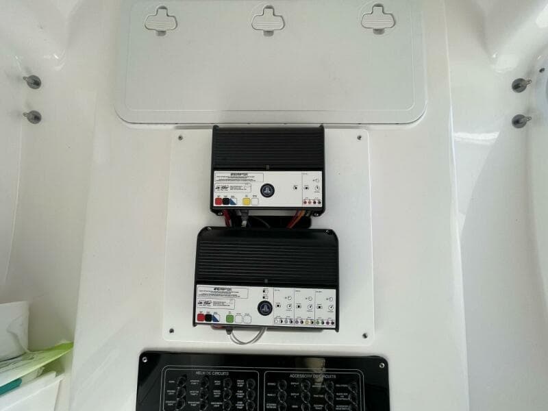 2024 Sea Fox 288 Commander