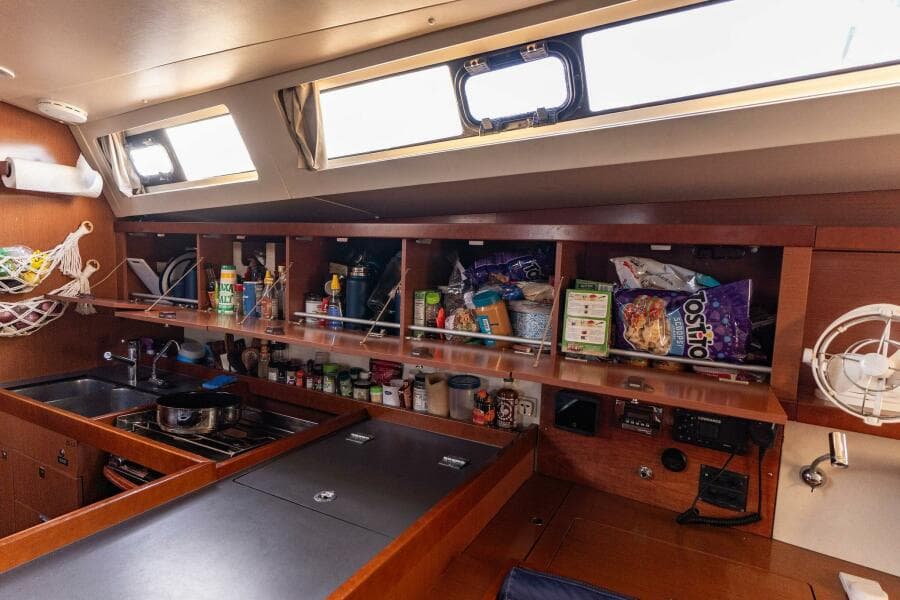 2012 Beneteau Oceanis