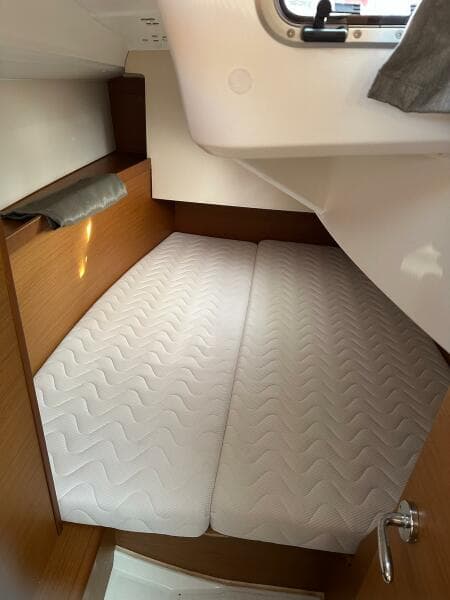 2020 Jeanneau Sun Odyssey 349