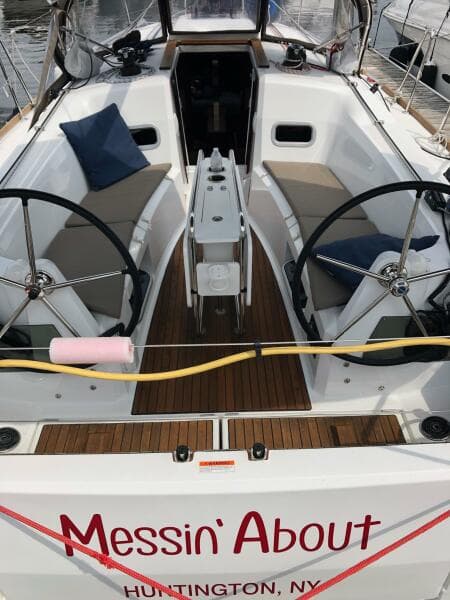 2019 Jeanneau Sun Odyssey 349