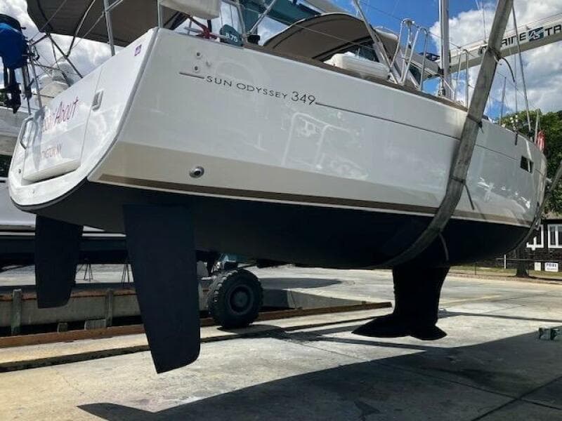 2019 Jeanneau Sun Odyssey 349