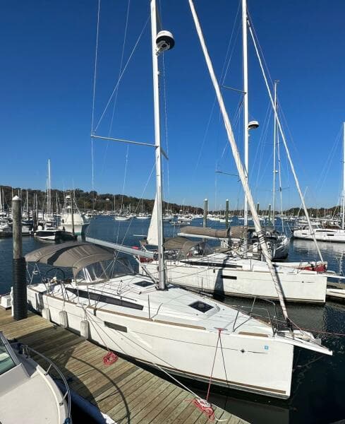 2019 Jeanneau Sun Odyssey 349