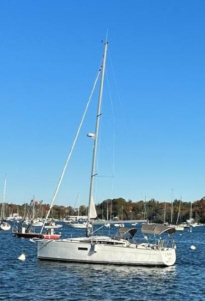 2019 Jeanneau Sun Odyssey 349