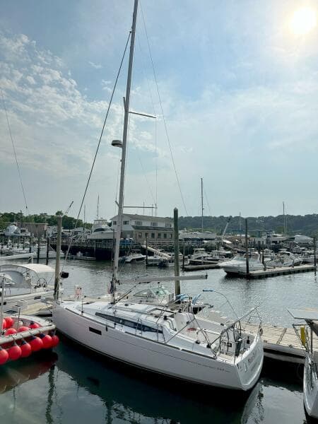 2019 Jeanneau Sun Odyssey 349