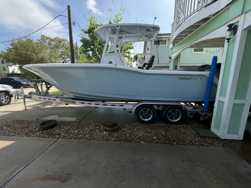 2017 Tidewater 252 LXF