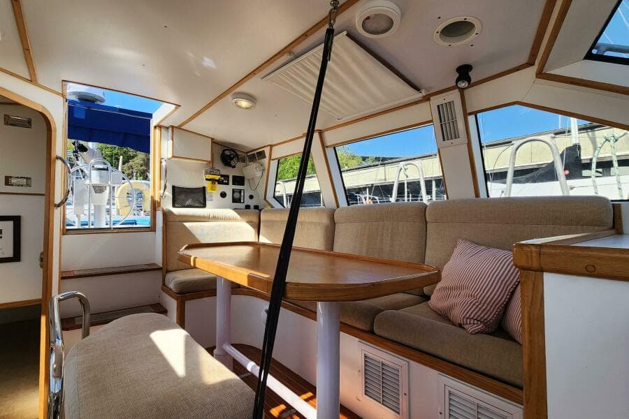 2004 Dudley Dix Jacobs Bros 43 Pilot