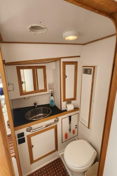 2004 Dudley Dix Jacobs Bros 43 Pilot