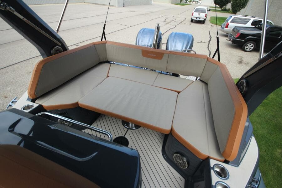 2024 Zodiac Medline 9 NEO