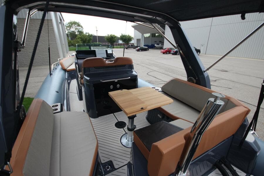 2024 Zodiac Medline 9 NEO