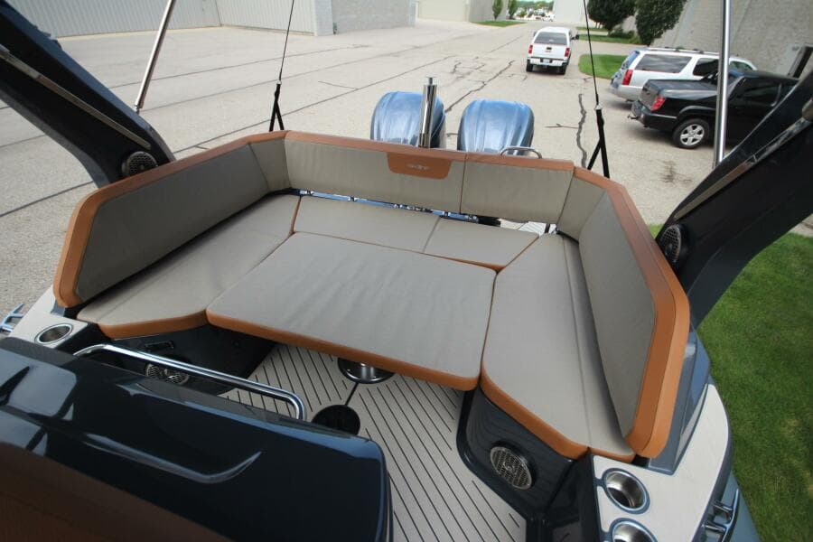 2024 Zodiac Medline 9 NEO