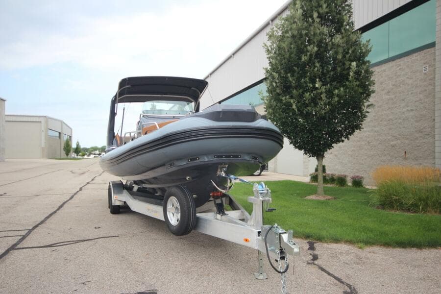 2024 Zodiac Medline 9 NEO