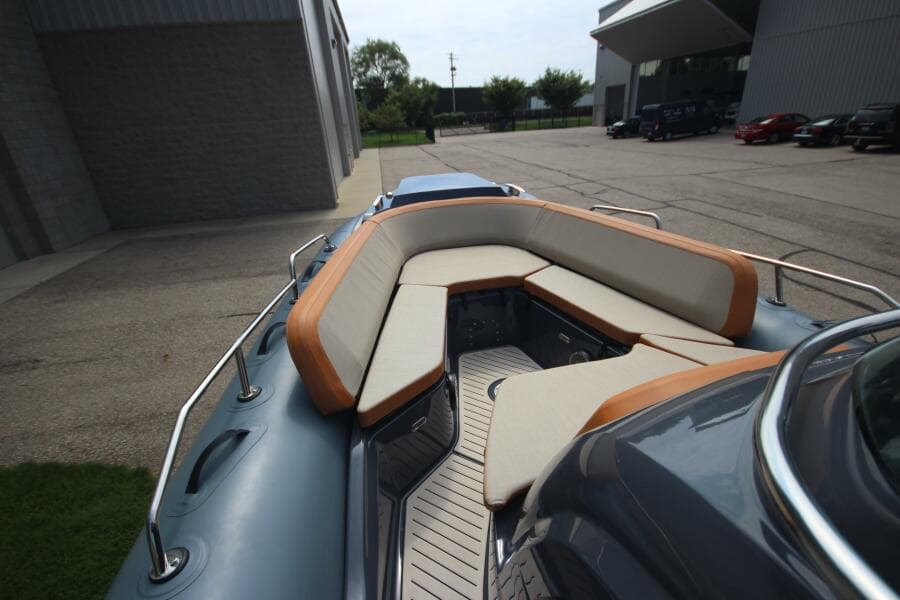 2024 Zodiac Medline 9 NEO